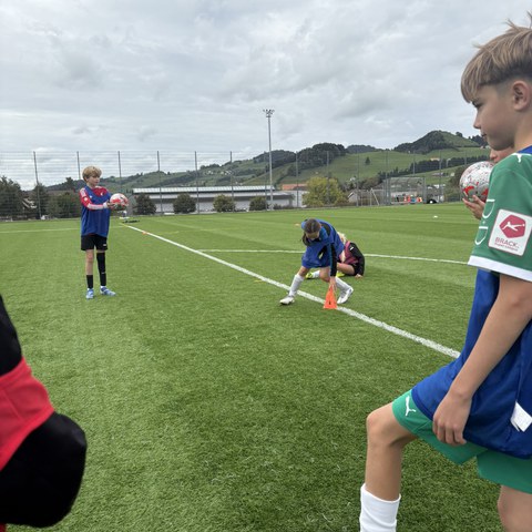 Fussball (21).JPEG. Vergrösserte Ansicht