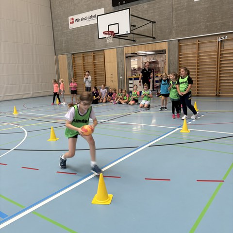 Handball (22).JPEG. Vergrösserte Ansicht