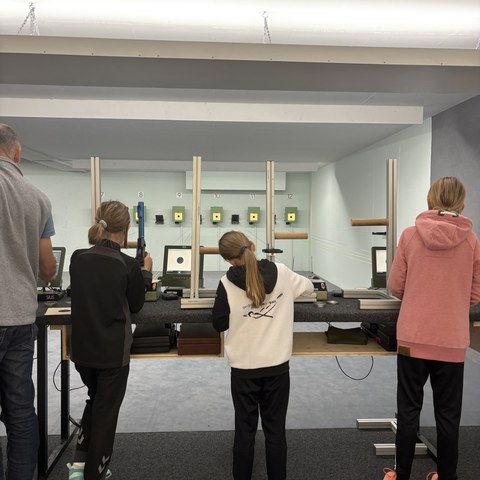 Schiessen (6).JPEG. Vergrösserte Ansicht